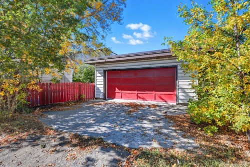 1708 29 Street Sw, Calgary, AB - Outdoor