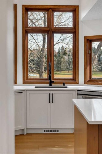 42 Douglas Woods Way Se, Calgary, AB - Indoor Photo Showing Other Room