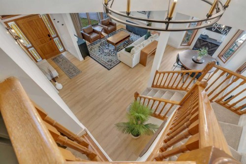 42 Douglas Woods Way Se, Calgary, AB - Indoor Photo Showing Other Room