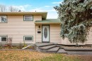 6407 Lombardy Crescent Sw, Calgary, AB  - Outdoor 
