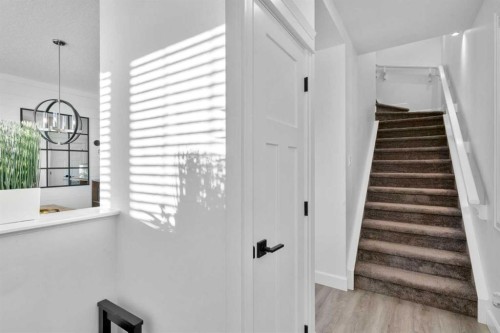 950 Mahogany Boulevard Se, Calgary, AB - Indoor Photo Showing Other Room