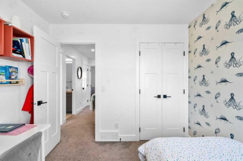 950 Mahogany Boulevard Se, Calgary, AB - Indoor Photo Showing Bedroom