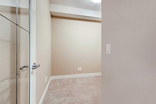 1243-2330 Fish Creek Boulevard Sw, Calgary, AB - Indoor Photo Showing Other Room