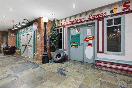 1243-2330 Fish Creek Boulevard Sw, Calgary, AB - Indoor Photo Showing Other Room