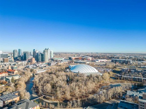 101-313 20 Avenue Sw, Calgary, AB - Outdoor With View
