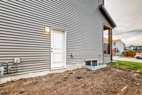 12 Starling Place Nw, Calgary, AB - Outdoor