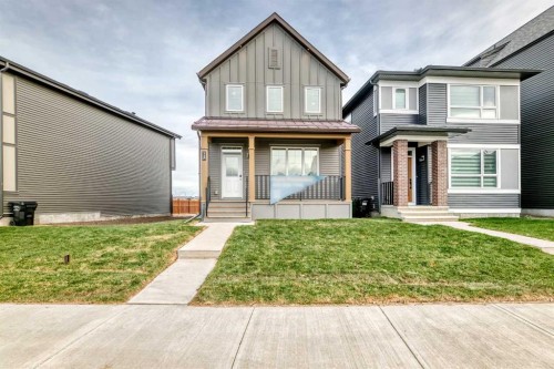 12 Starling Place Nw, Calgary, AB - Outdoor With Facade