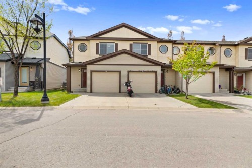 81 Copperpond Landing Se, Calgary, AB - Outdoor With Facade