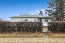 533 Prospect Avenue  Acme, AB T0M 0A0