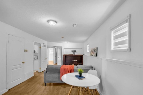 57 Martinview Crescent Ne, Calgary, AB - Indoor Photo Showing Dining Room