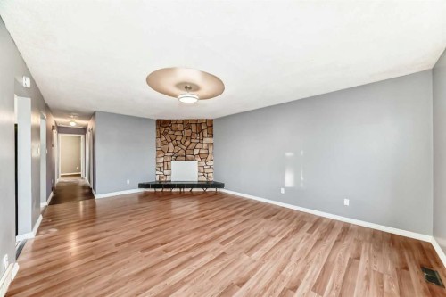 146 Dovertree Place Se, Calgary, AB - Indoor Photo Showing Other Room
