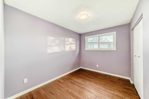 146 Dovertree Place Se, Calgary, AB - Indoor Photo Showing Other Room