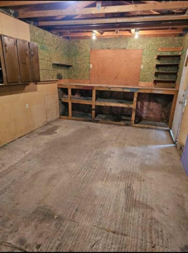 146 Dovertree Place Se, Calgary, AB - Indoor