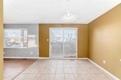 146 Dovertree Place Se, Calgary, AB - Indoor Photo Showing Other Room