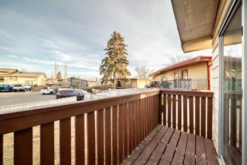 146 Dovertree Place Se, Calgary, AB - Outdoor With Balcony With Exterior
