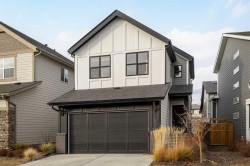 180 Magnolia Terrace SE Calgary, AB T3M 3N2