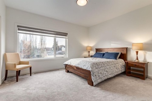 5016 17 Street Sw, Calgary, AB - Indoor Photo Showing Bedroom