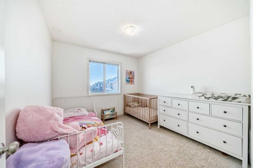 14 Autumn Crescent Se, Calgary, AB - Indoor Photo Showing Bedroom