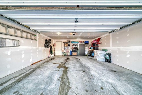14 Autumn Crescent Se, Calgary, AB - Indoor Photo Showing Garage