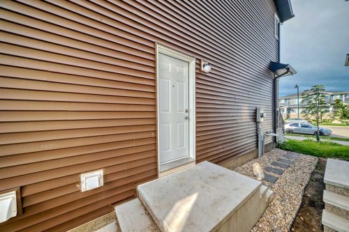 20 Creekstone Drive Sw, Calgary, AB - Outdoor