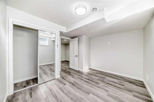 20 Creekstone Drive Sw, Calgary, AB - Indoor