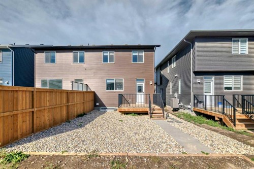 20 Creekstone Drive Sw, Calgary, AB - Outdoor With Exterior