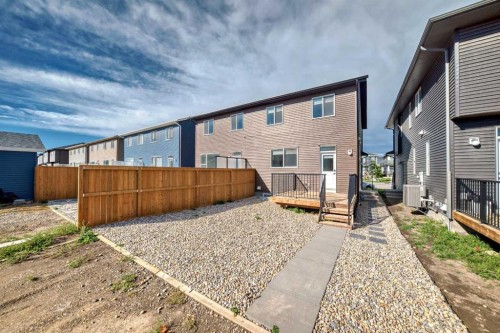 20 Creekstone Drive Sw, Calgary, AB - Outdoor With Exterior