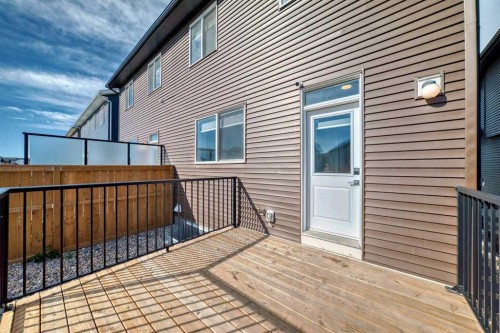 20 Creekstone Drive Sw, Calgary, AB - Outdoor With Exterior