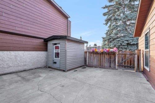 319-5404 10 Avenue Se, Calgary, AB - Outdoor With Exterior