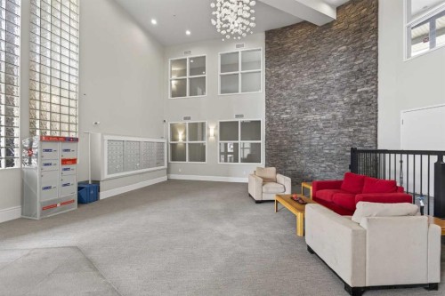 419-88 Arbour Lake Road Nw, Calgary, AB - Indoor Photo Showing Other Room