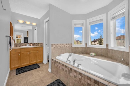 13112 Coventry Hills Way Ne, Calgary, AB - Indoor Photo Showing Bathroom
