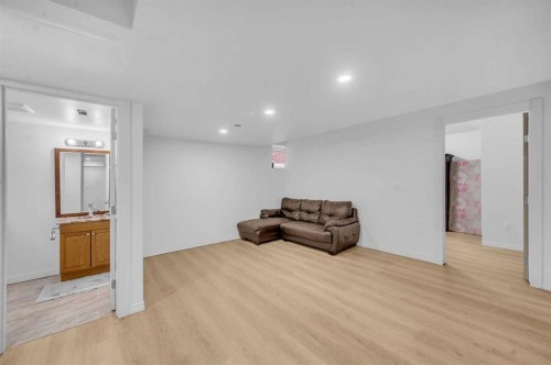 13112 Coventry Hills Way Ne, Calgary, AB - Indoor