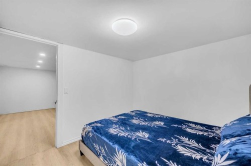 13112 Coventry Hills Way Ne, Calgary, AB - Indoor Photo Showing Bedroom