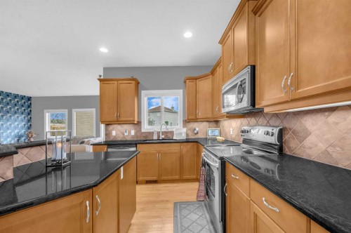 13112 Coventry Hills Way Ne, Calgary, AB - Indoor Photo Showing Kitchen