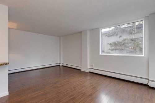 205-715 15 Avenue Sw, Calgary, AB - Indoor Photo Showing Other Room
