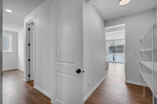 108 Creekview Manor Sw, Calgary, AB - Indoor Photo Showing Other Room