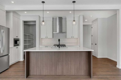 108 Creekview Manor Sw, Calgary, AB - Indoor Photo Showing Kitchen With Upgraded Kitchen