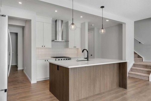 108 Creekview Manor Sw, Calgary, AB - Indoor Photo Showing Kitchen With Upgraded Kitchen
