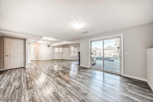 1396 Shawnee Road Sw, Calgary, AB - Indoor