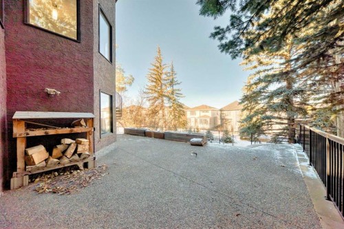 1396 Shawnee Road Sw, Calgary, AB - Outdoor