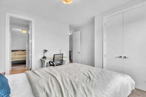 151 Aspen Vista Way Sw, Calgary, AB - Indoor Photo Showing Bedroom