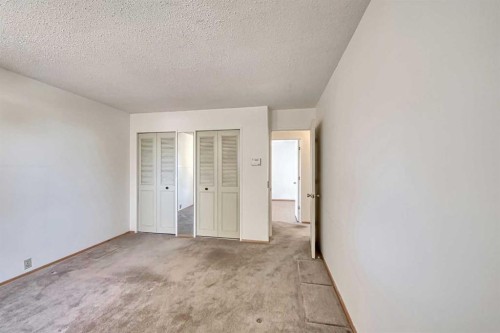 616 Dalmeny Hill Nw, Calgary, AB - Indoor Photo Showing Other Room