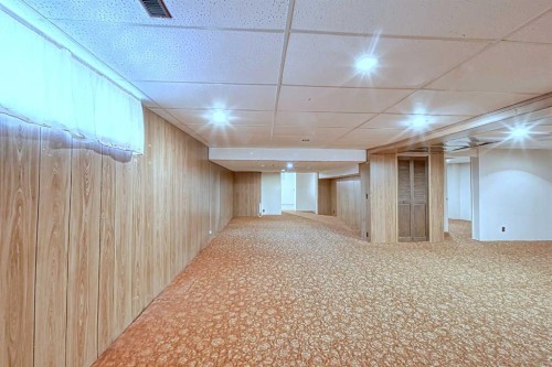 616 Dalmeny Hill Nw, Calgary, AB - Indoor