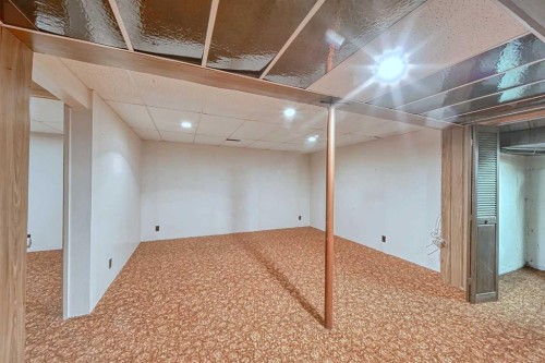 616 Dalmeny Hill Nw, Calgary, AB - Indoor