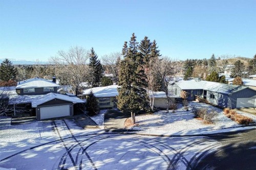 616 Dalmeny Hill Nw, Calgary, AB - Outdoor
