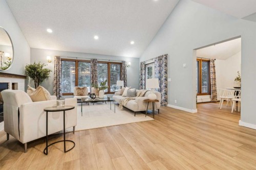 3 Redwood Meadows Close, Rural Rocky View County, AB - Indoor