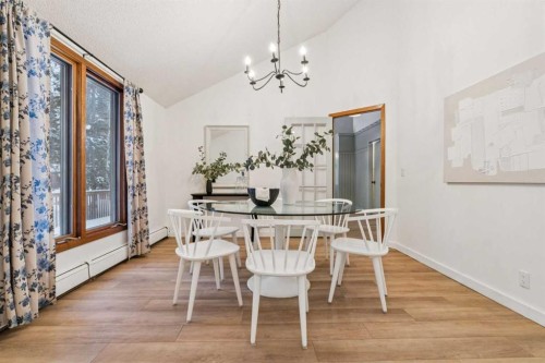 3 Redwood Meadows Close, Rural Rocky View County, AB - Indoor Photo Showing Dining Room