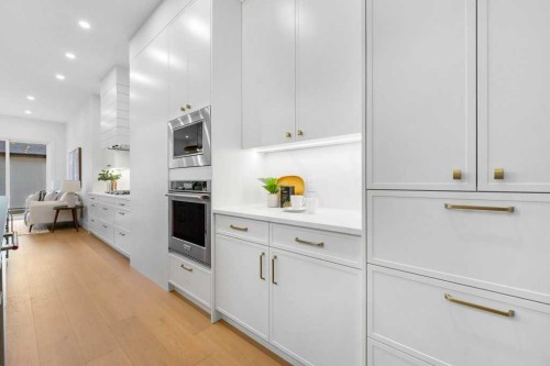 321 18 Avenue Nw, Calgary, AB - Indoor