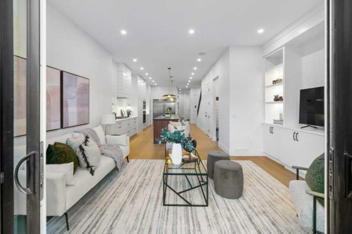 321 18 Avenue Nw, Calgary, AB - Indoor