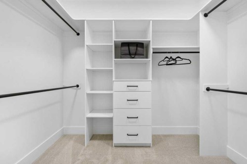 321 18 Avenue Nw, Calgary, AB - Indoor With Storage